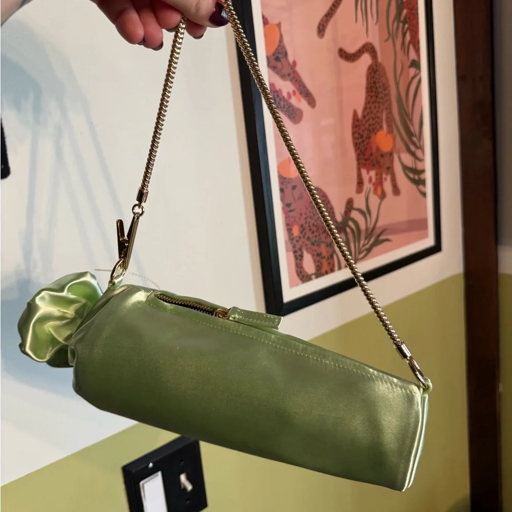 Edie Parker NWT Mint Green Satin Wristlet “blunt” style - Picture 2 of 4